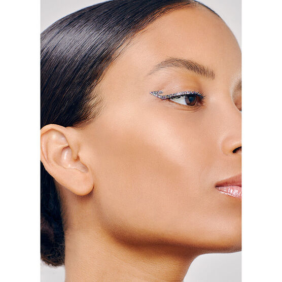 THATG      NATHALIE      EYES 6UNIT